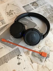 Наушники JBL wireless (1 фото из 4)