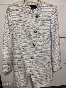 Zara Mantel (1 foto / 2)
