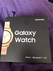 Samsung Galaxy Watch 42mm (2 foto / 2)