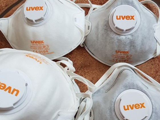 Респиратор UVEX Silv-Air c 2210 FFP2 с клапаном и уг.фильтро