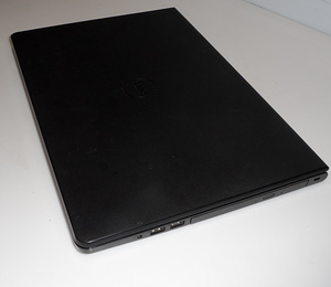 Sulearvuti Dell Inspiron 15 + Laadija (6 foto / 7)