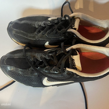Nike tossud