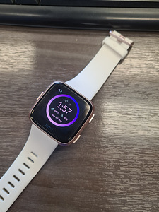Fitbit (1 foto / 1)