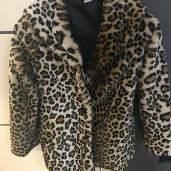 Guess laste mantel