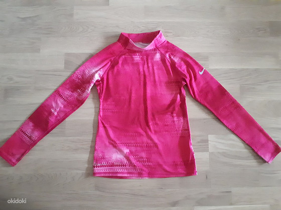 Nike polo.