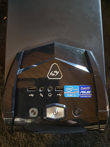 Asus arvuti (1 foto / 2)