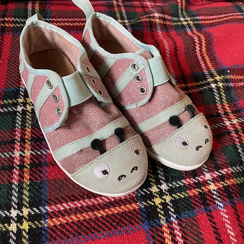 В хорошем состоянии кроссовки EMU размер 29-30