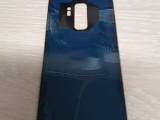Samsung s9+ tagumine paneel
