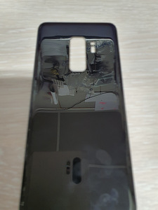 Samsung s9+ tagumine paneel (2 фото из 2)