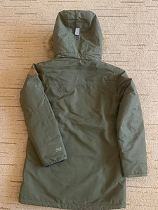 Продам зимнюю куртку (3 фото из 3)