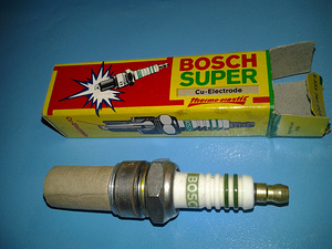 Süüteküünlad-Bosch Super-W7DC (1 foto / 7)