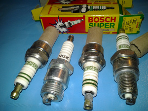 Süüteküünlad-Bosch Super-W7DC (7 foto / 7)