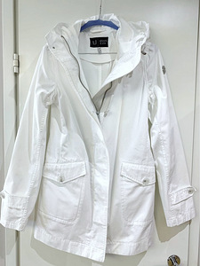 ARMANI Originaal kerge naiste parka (1 foto / 2)
