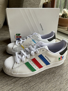 Adidas Superstar, размер 37EUR (4 фото из 5)