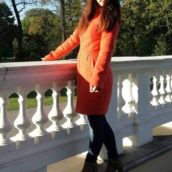 Roosa mantel