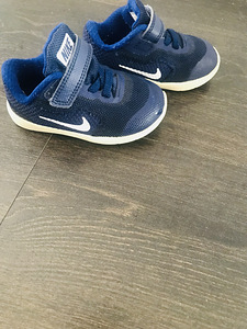 Nike tossud 21s (1 foto / 2)