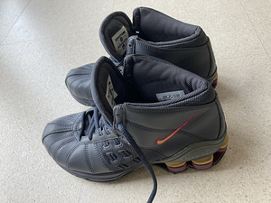 UUED! Nike Shox tossud, s 37,5 (4 foto / 7)