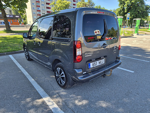 Авто в аренду / Аренда авто / Дизель / 2014 / мануал (3 фото из 9)
