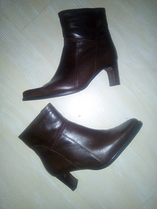 Poolsapad Janita (1 foto / 2)