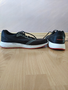Asics jooksu-, spordijalanõu, nr. 45 (1 foto / 4)