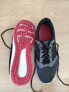 Asics jooksu-, spordijalanõu, nr. 45 (2 foto / 4)