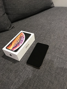 iPhone (2 фото из 2)