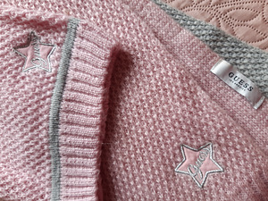 Guess sall ja müts s.L 19.- (2 foto / 5)
