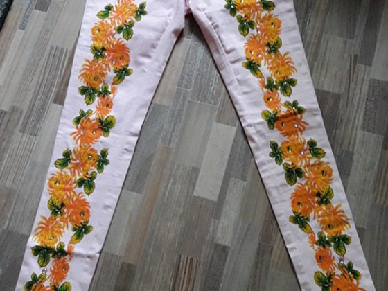 Teksad roosad rhinestones