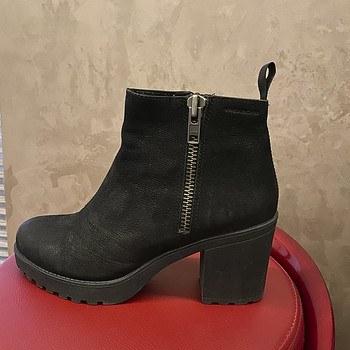 Vagabond 38