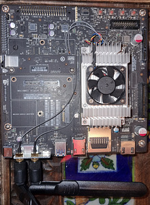 Nvidia Jetson TX2 Developer kit (3 foto / 4)