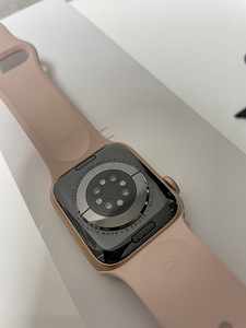 Apple Watch Series 6 40mm (4 foto / 4)