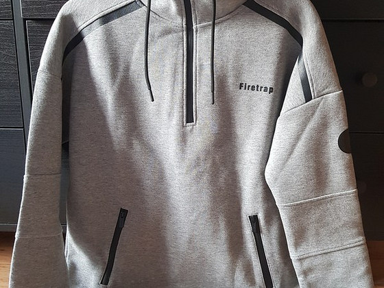 НОВАЯ мужская кофта Firetrap! S!
