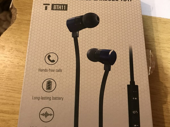 Toti Wireless stereo earbuds