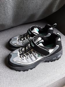 Skechers tossud suurus 30 stp19 (1 foto / 4)