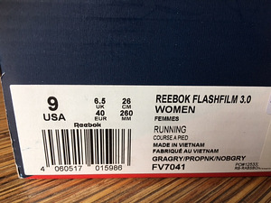 UUED naiste tossud Reebok, suurus 40 (6 foto / 6)