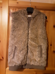Naiste vest (1 foto / 2)