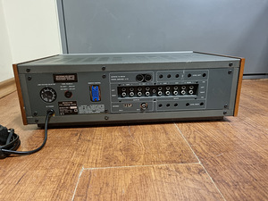Revox A720 Digital Tuner Pre Amplifier (3 foto / 3)