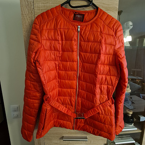 Куртка guess S (1 фото из 1)