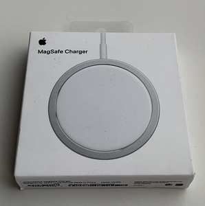 Apple MagSafe Charger 15W (1 фото из 2)