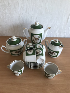 Кофейный сервиз (3 фото из 3)