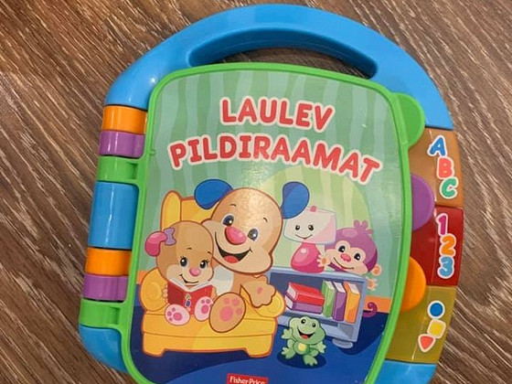 Продам очень приличный песенник Fisher Price