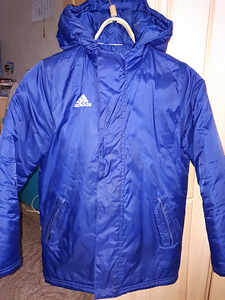 Adidas теплая куртка - р.140/146 (1 фото из 1)