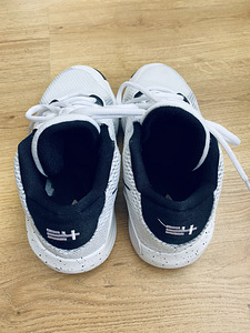 Кроссовки Nike, размер: 36,5 (3 фото из 3)