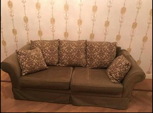 Müüa diivan ja tugitool (pehmemööbli komplekt) (1 foto / 3)