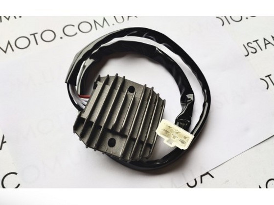 Реле напряжения Yamaha FZS1/XVS400/XVS650