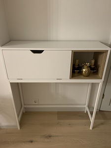 Müüa uus konsoollaud valge! (1 foto / 2)