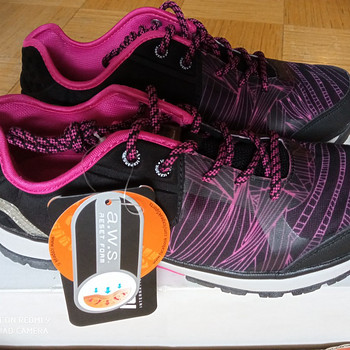 Uued Icepeak saapad, suurus 39