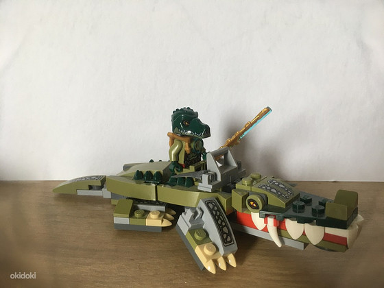 LEGO CHIMA crocodile