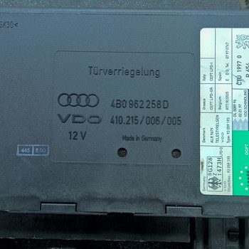 Audi A6 C5 комфорт блок