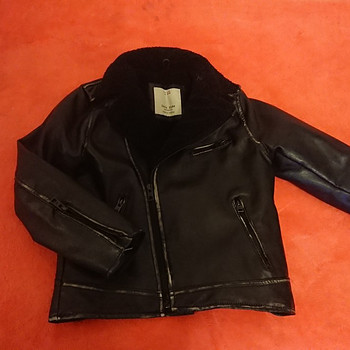 Куртка Zara 128см